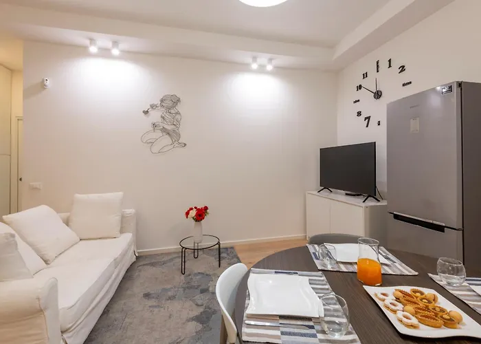 Longhena, 7 - Total White Apartament