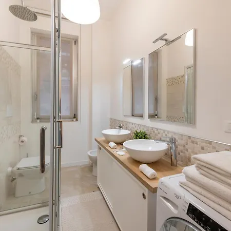 Longhena, 7 - Total White Appartement