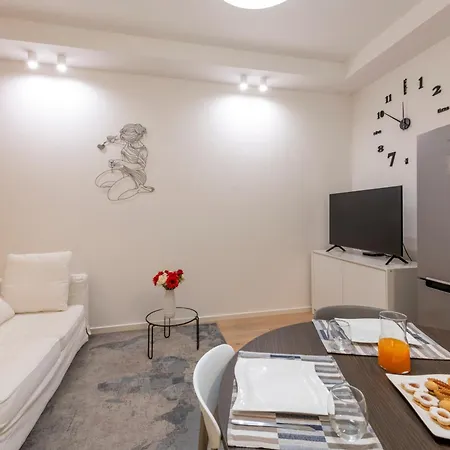 Longhena, 7 - Total White Appartement