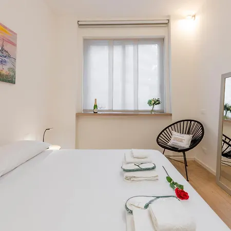 Apartament Longhena, 7 - Total White Mediolan